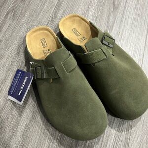 Birkenstock Men's Green Suede Clogs